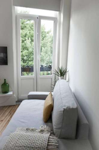 Prédio de dois pisos na zona histórica do Porto!!