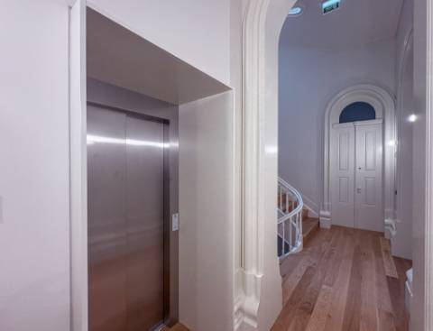 Apartamento T0 com Mezanino varanda e terraço, Porto