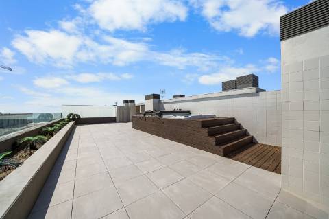 Exclusivo apartamento T3 Duplex de luxo, com terraço, piscina e vista de Mar em Canidelo, Vila Nova de Gaia.