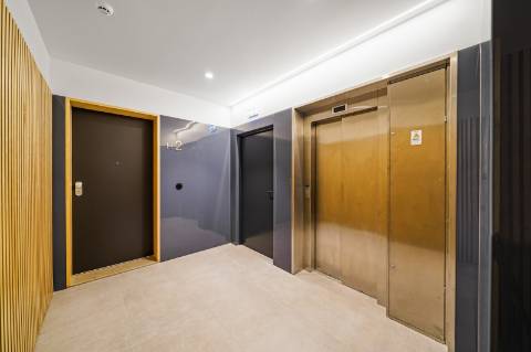 Exclusivo apartamento T3 Duplex de luxo, com terraço, piscina e vista de Mar em Canidelo, Vila Nova de Gaia.