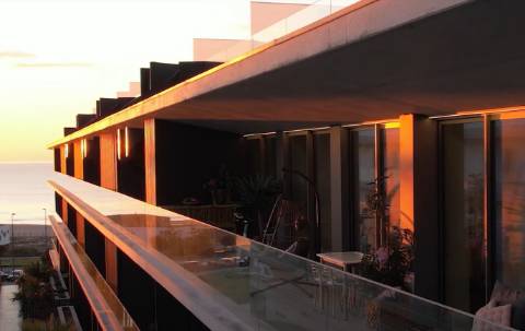 Exclusivo apartamento T3 Duplex de luxo, com terraço, piscina e vista de Mar em Canidelo, Vila Nova de Gaia.