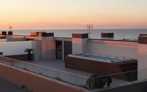 Exclusivo apartamento T3 Duplex de luxo, com terraço, piscina e vista de Mar em Canidelo, Vila Nova de Gaia.