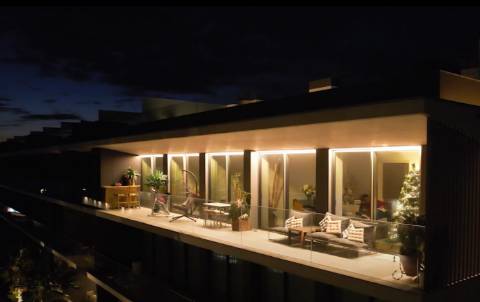 Exclusivo apartamento T3 Duplex de luxo, com terraço, piscina e vista de Mar em Canidelo, Vila Nova de Gaia.