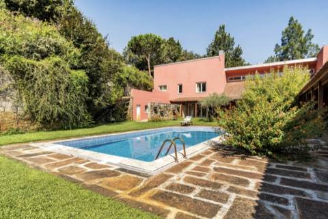 Moradia Isolada T5 em Oliveira do Douro, Vila Nova de Gaia