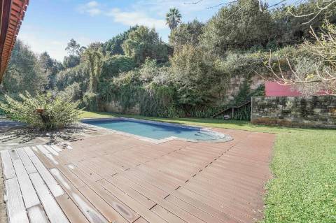 Moradia Isolada T5 em Oliveira do Douro, Vila Nova de Gaia