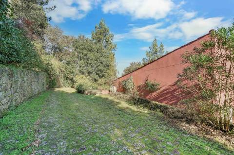Moradia Isolada T5 em Oliveira do Douro, Vila Nova de Gaia
