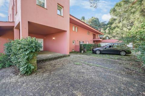 Moradia Isolada T5 em Oliveira do Douro, Vila Nova de Gaia