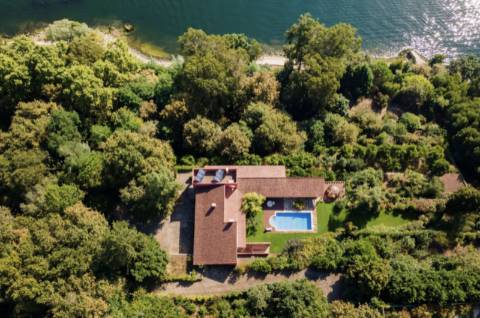 Moradia Isolada T5 em Oliveira do Douro, Vila Nova de Gaia