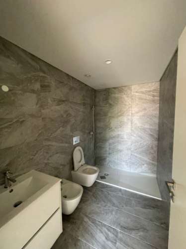 Apartamento T3 inserido dentro de um empreendimento com uma localização prime numa das zonas mais centralizadas da cidade do Porto!