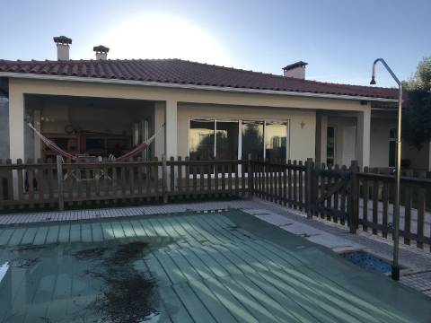 Quintinha da 'Estrada' e terreno com estufa em Soure, Coimbra