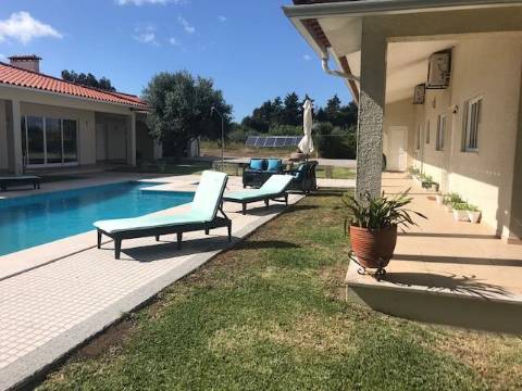 Quintinha da 'Estrada' e terreno com estufa em Soure, Coimbra