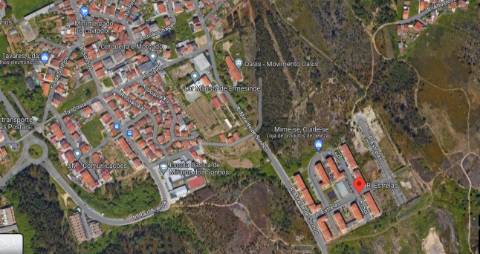 Terreno com àrea de construção de 1665m2 (Ermesinde)