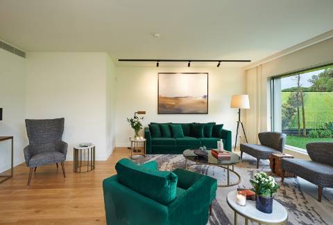 Apartamento T4 Duplex em resort de Luxo em Cascais!!