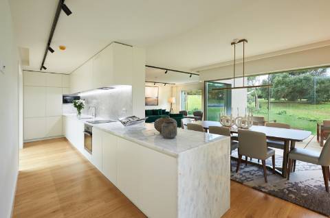 Apartamento T4 Duplex em resort de Luxo em Cascais!!