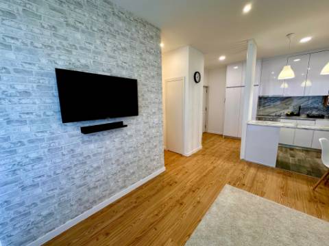 Apartamento T2 em Sá da Bandeira