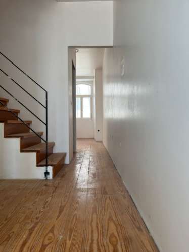 Prédio de uso misto no Cento do Porto.