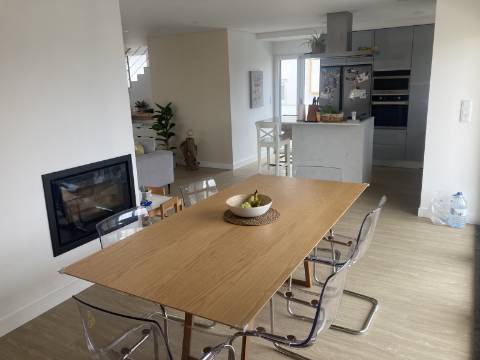 Moradia T4 em Carvoeira, Mafra