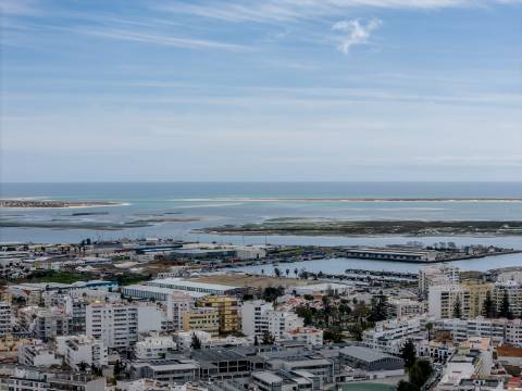 Terreno Urbano em Olhão