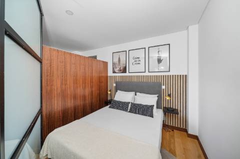 Apartamento T0+1 no centro histórico do Porto!!