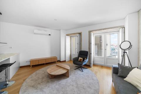 Apartamento T0+1 no centro histórico do Porto!!