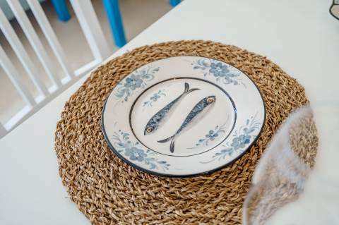 T2 em Vilamoura com mar à vista e terraço privativo