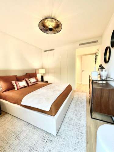 Apartamento T2 duplex novo em Areeiro