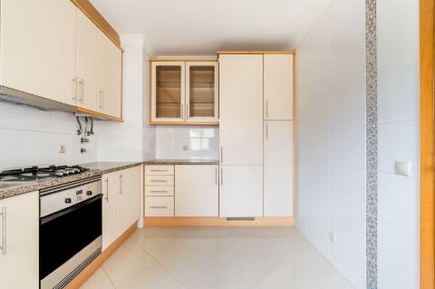 Excelente apartamento T3 no centro de Vilamoura