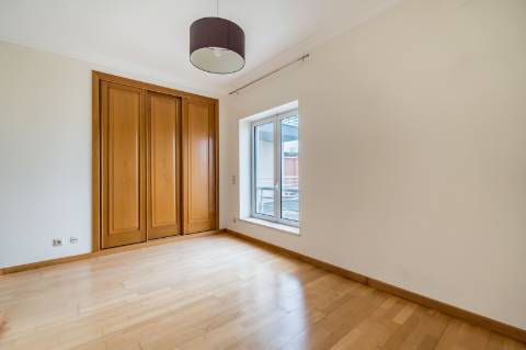 Excelente apartamento T3 no centro de Vilamoura