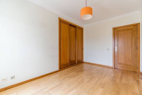 Excelente apartamento T3 no centro de Vilamoura