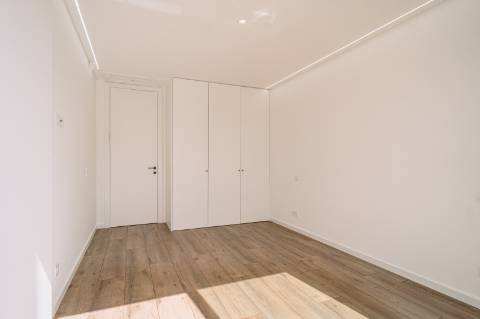 Moradia com 3 quartos com piscina privativa e vista mar