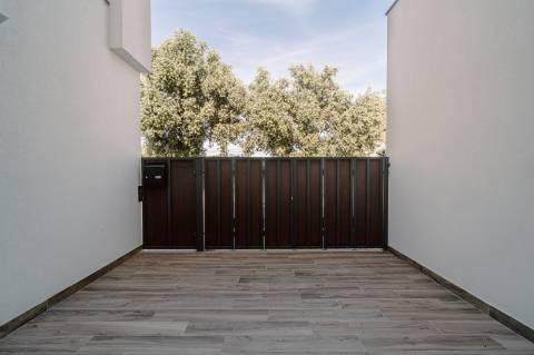 Moradia com 3 quartos com piscina privativa e vista mar