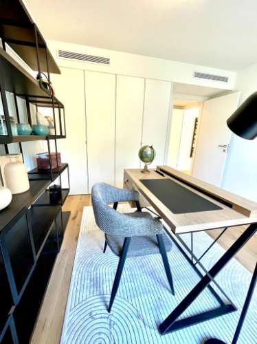 Apartamento T2 novo em Areeiro