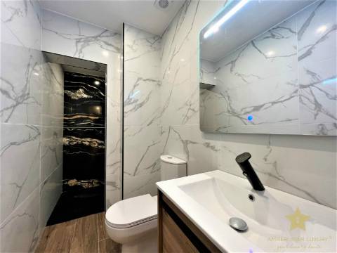 Moradia T4 Duplex - Antas - Porto