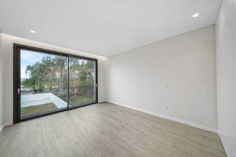 Moradia T4 em Anta, Espinho.