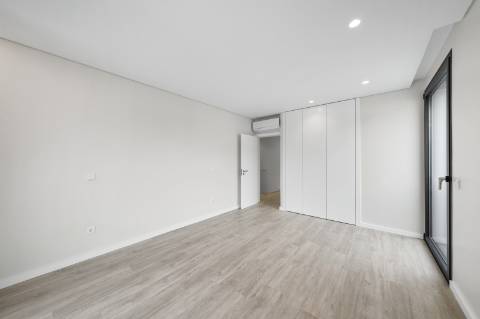 Moradia T4 em Anta, Espinho.