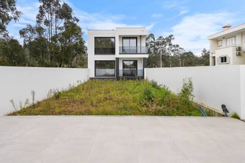 Moradia T4 em Anta, Espinho.