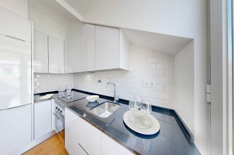 Excelente Apartamento T2 totalmente recuperado, mobilado e decorado, em São Vicente.