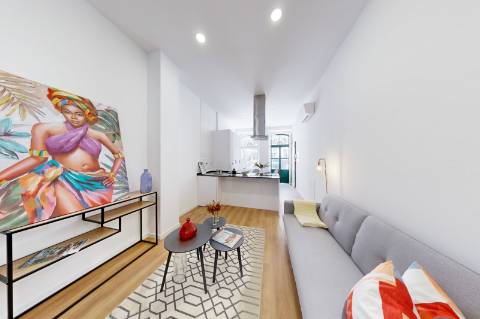 Apartamento T0 em remodelação convertido em T2 - Com isenção de pagamento de IMT para investidores