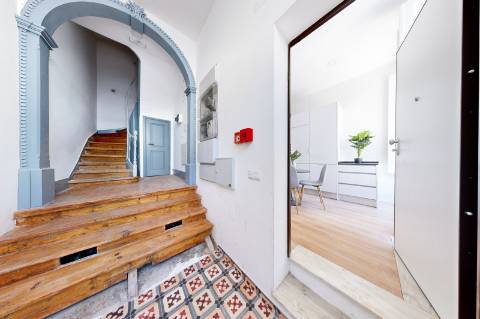 Apartamento T0 em remodelação convertido em T2 - Com isenção de pagamento de IMT para investidores