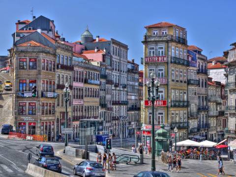 Prédio no Coração do Porto!