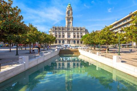 Prédio no Coração do Porto!