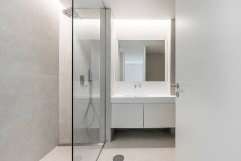 T4 duplex, vista para a cidade do Porto e Rio Douro com terraço de 105m2, perto do centro de Vila Nova de Gaia