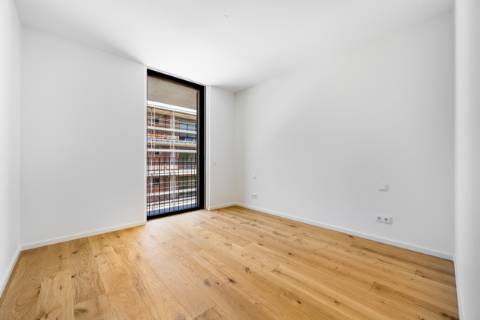 T4 duplex, vista para a cidade do Porto e Rio Douro com terraço de 105m2, perto do centro de Vila Nova de Gaia