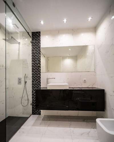 Moderna moradia T3 com vista para o mar.