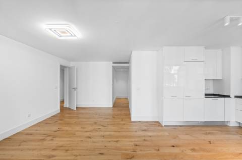 Moderno apartamento T2 na Prestigiada Avenida Duque d'Ávila - Avenidas Novas