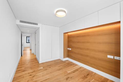 Moderno apartamento T2 na Prestigiada Avenida Duque d'Ávila - Avenidas Novas