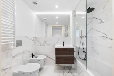 Moderno apartamento T2 na Prestigiada Avenida Duque d'Ávila - Avenidas Novas