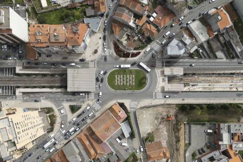 Apartamento T4 com 443m2 no centro de Vila Nova de Gaia(com Jardim e dois Terraços exclusivos do apartamento)