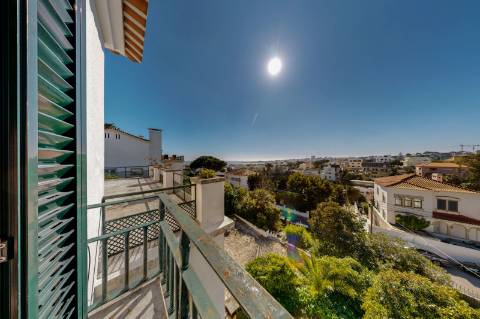 Moradia T7 Estoril - Vista para o Mar