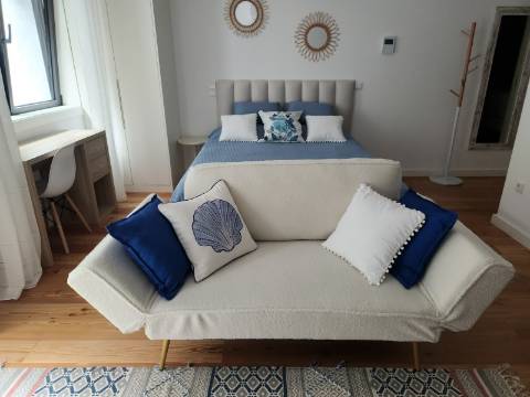 Apartamento T0 na Rua Ferreira Cardoso, junto à Avenida Rodrigues Freitas - Novo